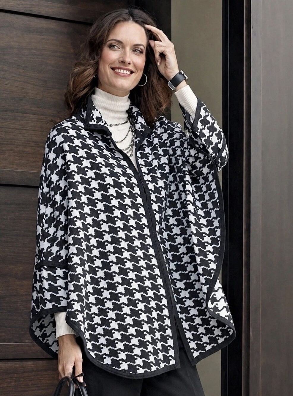 Pendleton Size M/L 100% Merino Wool Houndstooth Cape Poncho Cardigan Gray Cream